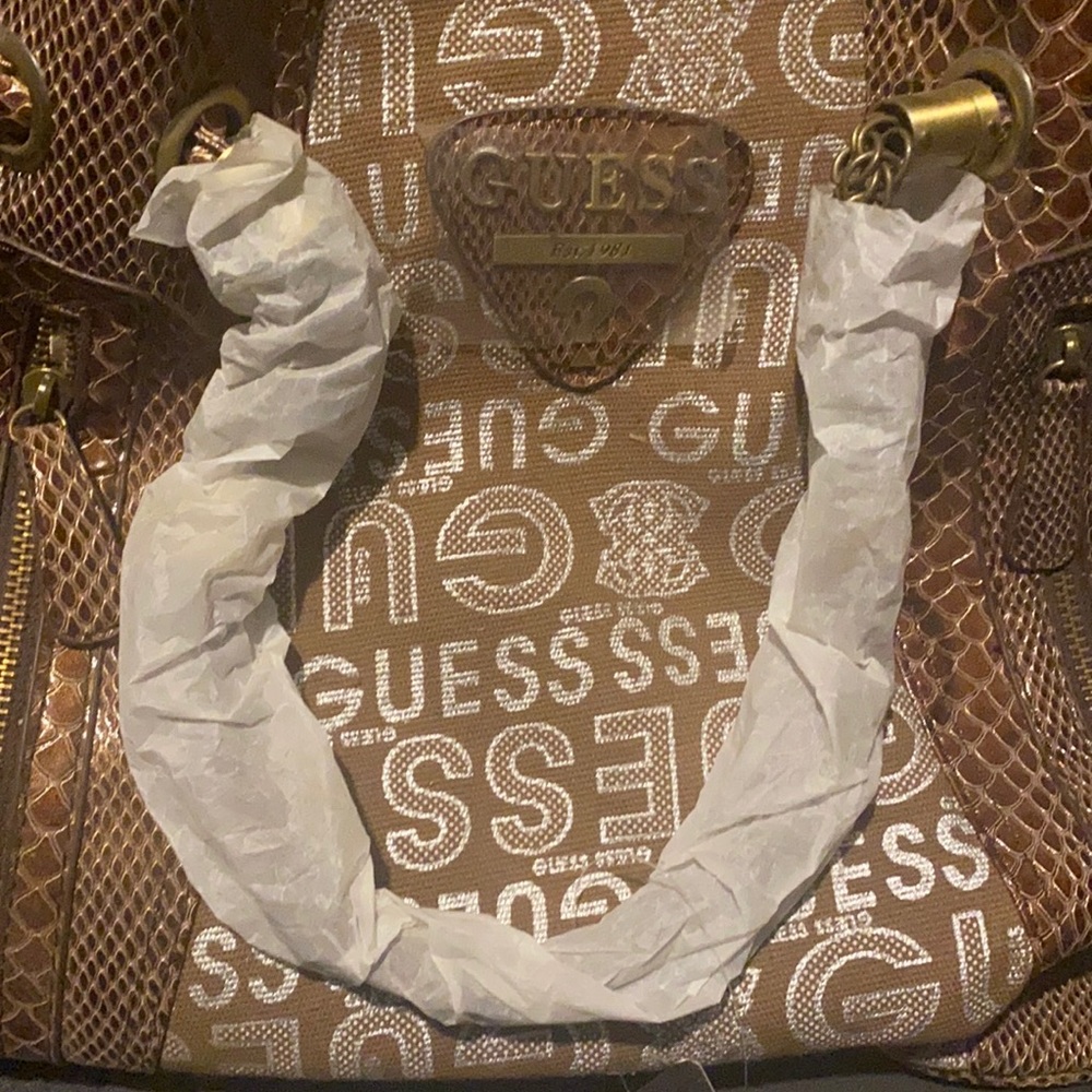 Guess purse